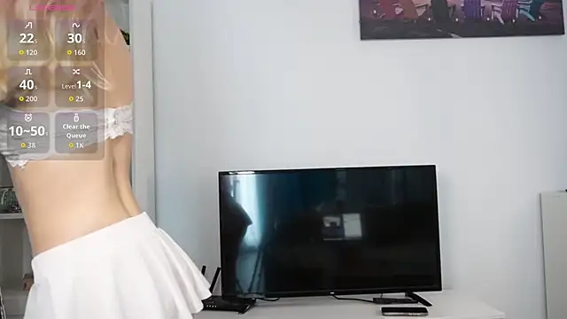 Snapshot of evy_miu chatting on January 9, 2026, 8:21 am evy miu online show from January 9, 2026, 8:21 am