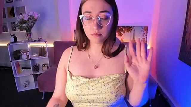 SwettieSammy online show from April 1, 2026, 12:06 pm