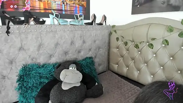 Snapshot of Melody_Prescott chatting on February 3, 2026, 1:38 pm Melody Prescott online show from February 3, 2026, 1:38 pm