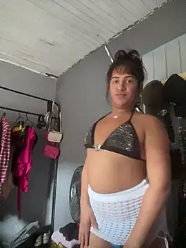 larysinha online show from February 18, 2026, 5:42 pm