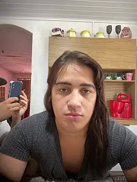 Snapshot of larysinha chatting on April 25, 2026, 4:26 pm larysinha online show from April 25, 2026, 4:26 pm