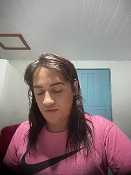 Snapshot of larysinha chatting on April 25, 2026, 6:05 am larysinha online show from April 25, 2026, 6:05 am