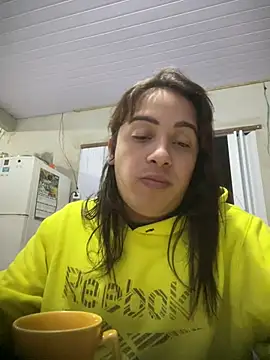 Snapshot of larysinha chatting on May 3, 2026, 10:13 pm larysinha online show from May 3, 2026, 10:13 pm