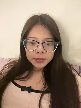 Snapshot of omifresita chatting on July 18, 2026, 3:42 pm omifresita online show from July 18, 2026, 3:42 pm