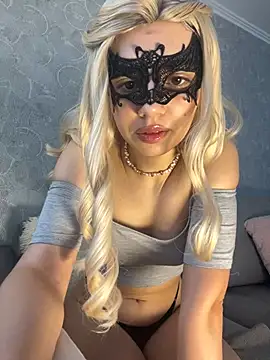 Snapshot of s4rah chatting on March 6, 2026, 11:38 am s4rah online show from March 6, 2026, 11:38 am