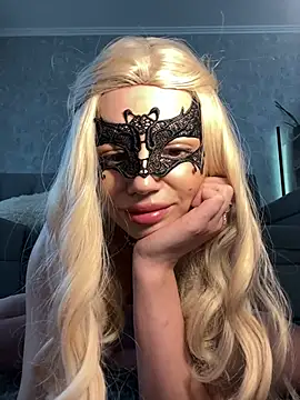 Snapshot of s4rah chatting on April 16, 2026, 9:43 am s4rah online show from April 16, 2026, 9:43 am