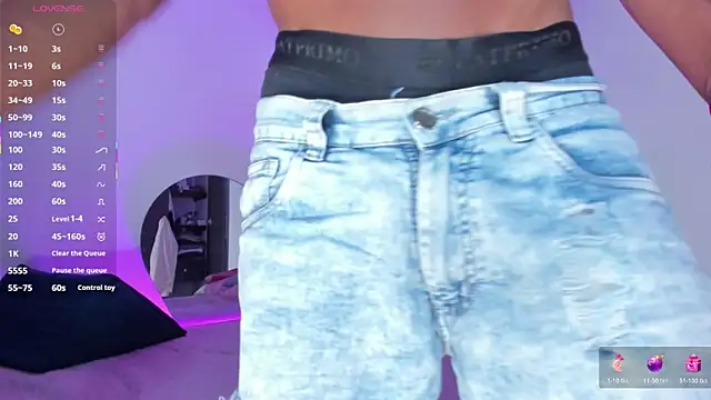 santinaughty online show from March 22, 2026, 10:00 pm