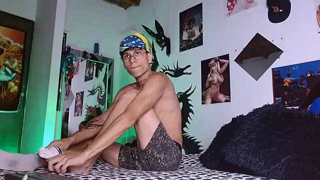 Snapshot of Jake_beach_ chatting on July 4, 2026, 7:29 pm Jake beach online show from July 4, 2026, 7:29 pm