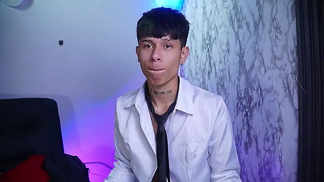 Snapshot of Jake_beach_ chatting on December 2, 2025, 1:06 am Jake beach online show from December 2, 2025, 1:06 am