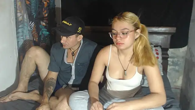 Snapshot of CHARLEX_KAT chatting on January 6, 2026, 10:19 am CHARLEX KAT online show from January 6, 2026, 10:19 am