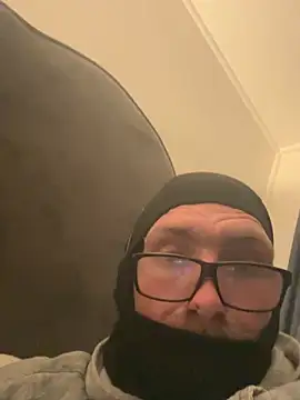 Snapshot of Theonly1uneedd chatting on February 23, 2026, 9:10 am Theonly1uneedd online show from February 23, 2026, 9:10 am