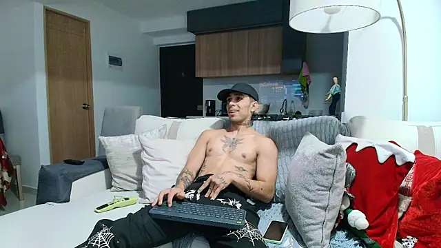 Snapshot of liorvante chatting on January 9, 2026, 11:11 pm liorvante online show from January 9, 2026, 11:11 pm