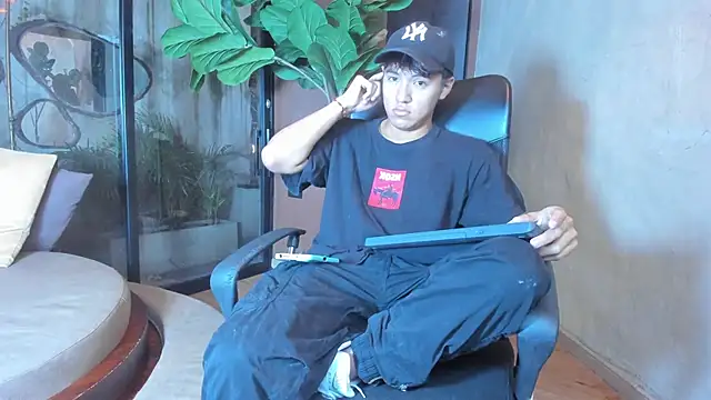 Snapshot of isaac_grimm chatting on February 2, 2026, 3:16 am isaac grimm online show from February 2, 2026, 3:16 am