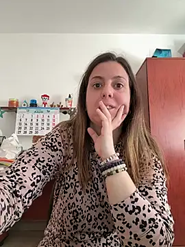 Sareyxon online show from April 7, 2026, 7:21 am