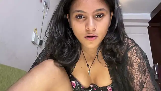 Piyyuu online show from April 9, 2026, 7:53 pm