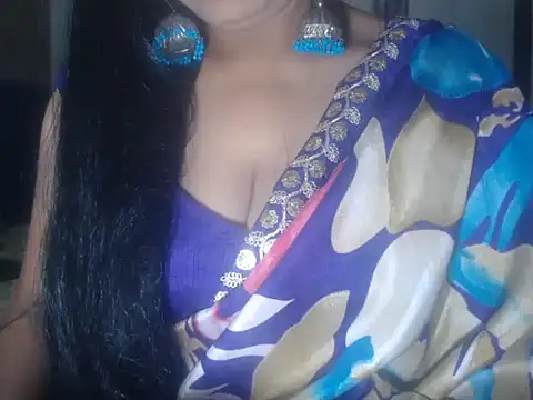 Snapshot of Hotronita123 chatting on March 4, 2026, 5:10 pm Hotronita123 online show from March 4, 2026, 5:10 pm