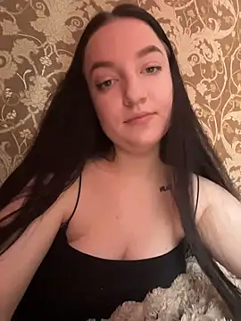 DianazLove1 online show from February 9, 2026, 8:01 am