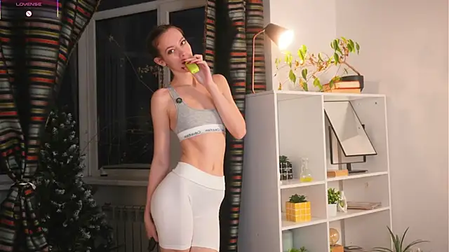 hihinicky online show from December 18, 2025, 12:09 pm