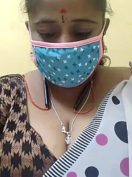 Snapshot of Thanmaya22 chatting on January 8, 2026, 7:42 pm Thanmaya22 online show from January 8, 2026, 7:42 pm