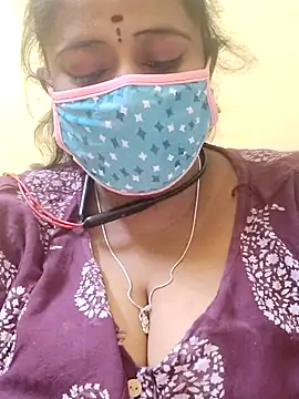 Snapshot of Thanmaya22 chatting on December 5, 2025, 12:04 pm Thanmaya22 online show from December 5, 2025, 12:04 pm