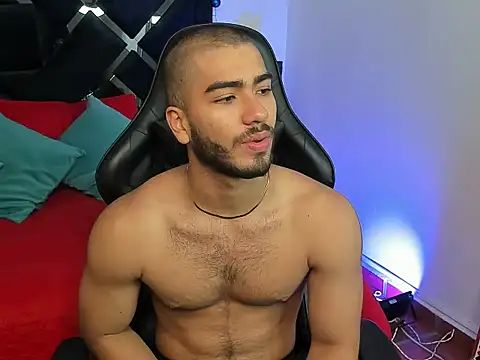 Franco banderas online show from December 16, 2025, 2:21 pm