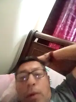 JRAdams23 online show from December 20, 2025, 3:48 pm