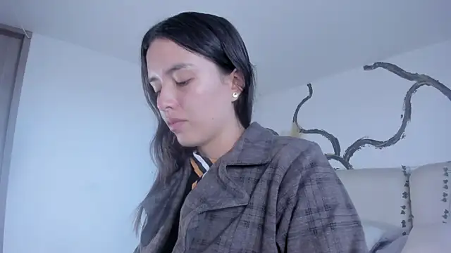 Snapshot of Cherrybombs_ chatting on December 5, 2025, 12:04 pm Cherrybombs online show from December 5, 2025, 12:04 pm