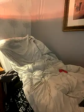 majorredeye40 online show from December 5, 2025, 1:38 am