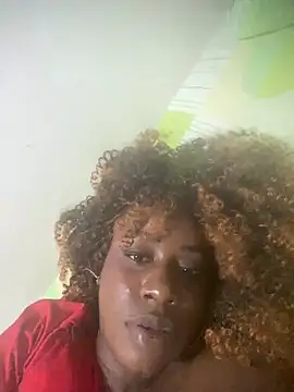 Snapshot of Arishadavis chatting on December 2, 2025, 1:39 am Arishadavis online show from December 2, 2025, 1:39 am