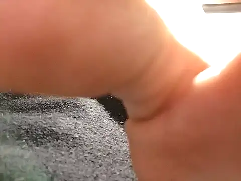 heyheybanana online show from November 30, 2025, 3:29 am