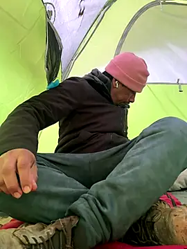 Snapshot of vidak2 chatting on December 2, 2025, 5:58 pm vidak2 online show from December 2, 2025, 5:58 pm