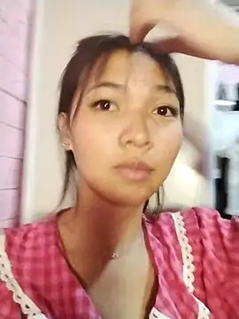 Tea-peach online show from November 30, 2025, 7:42 am