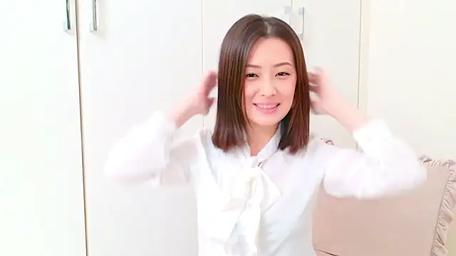 Snapshot of Hazuki_8 chatting on December 22, 2025, 12:38 pm Hazuki 8 online show from December 22, 2025, 12:38 pm