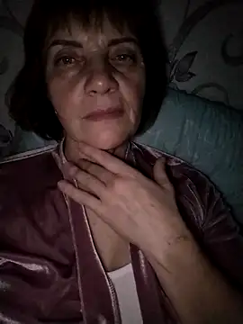 MichelleLove48 online show from February 6, 2026, 9:33 pm