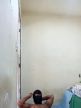 pretolindo2025 online show from February 1, 2026, 7:12 pm