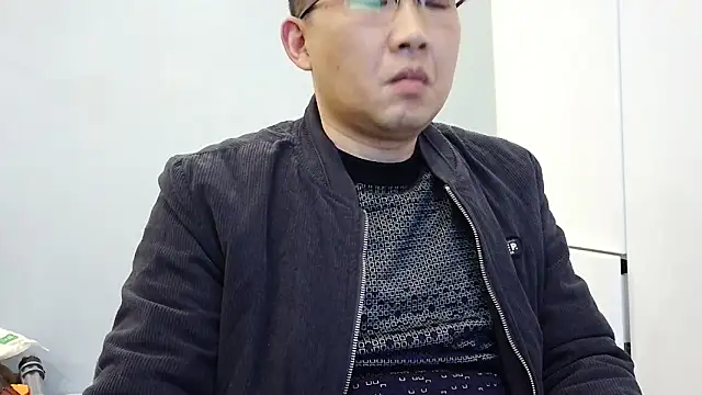 tudou9899 online show from January 19, 2026, 4:33 pm