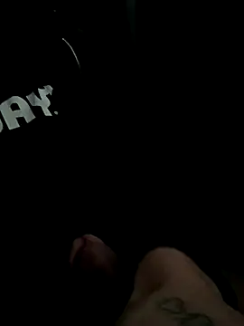 Snapshot of serg1io chatting on December 18, 2025, 1:00 am serg1io online show from December 18, 2025, 1:00 am