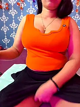 Hot-Haney77 online show from January 6, 2026, 6:39 am