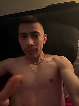 Snapshot of 703camilo chatting on January 13, 2026, 4:00 pm 703camilo online show from January 13, 2026, 4:00 pm