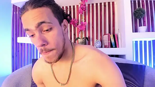 Snapshot of PatrickS25 chatting on February 17, 2026, 5:38 am PatrickS25 online show from February 17, 2026, 5:38 am