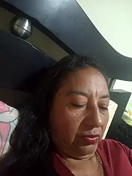 Snapshot of _LuisaFernanda_ chatting on December 4, 2025, 4:44 am LuisaFernanda online show from December 4, 2025, 4:44 am