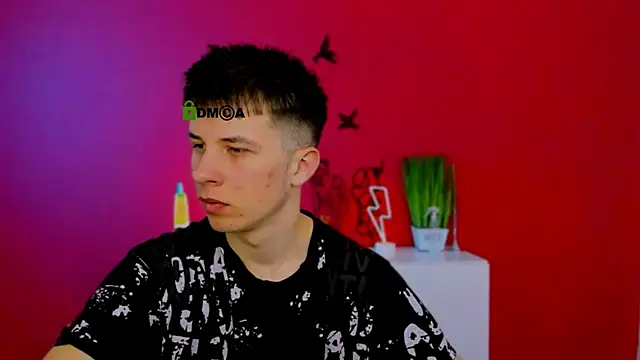 leo valor online show from March 25, 2026, 7:35 pm