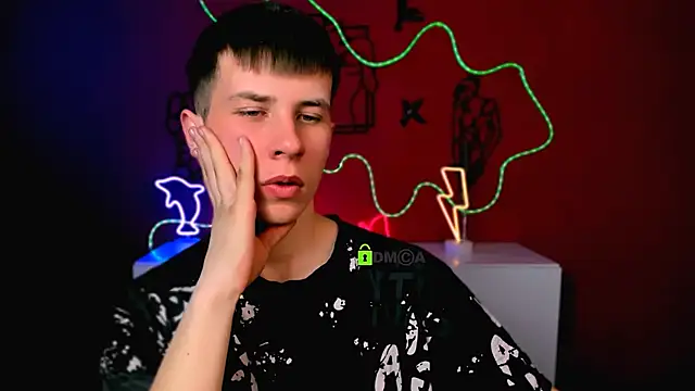 leo valor online show from April 14, 2026, 6:35 pm