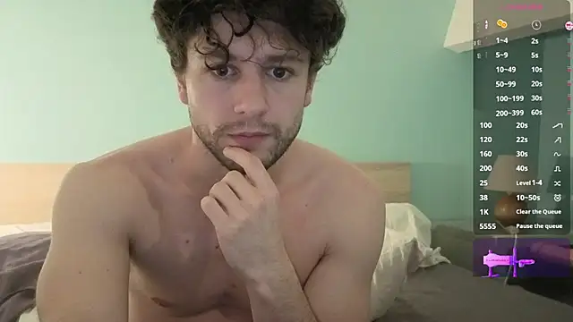 Snapshot of EvanIz101 chatting on January 7, 2026, 11:54 pm EvanIz101 online show from January 7, 2026, 11:54 pm