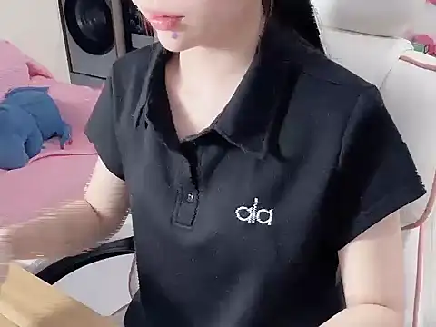 Yuyu-baobei online show from March 28, 2026, 10:55 pm