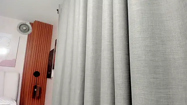 Snapshot of Miss_dare chatting on March 3, 2026, 10:00 am Miss dare online show from March 3, 2026, 10:00 am