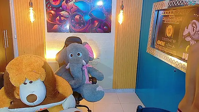 StormLuxX online show from March 24, 2026, 12:16 pm