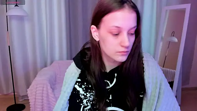 Snapshot of KrisDoeil chatting on February 13, 2026, 2:11 am KrisDoeil online show from February 13, 2026, 2:11 am