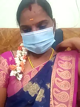 Snapshot of Tamil_Pallavi chatting on February 15, 2026, 6:07 pm Tamil Pallavi online show from February 15, 2026, 6:07 pm