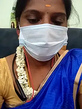 Snapshot of Tamil_Pallavi chatting on February 18, 2026, 6:37 pm Tamil Pallavi online show from February 18, 2026, 6:37 pm